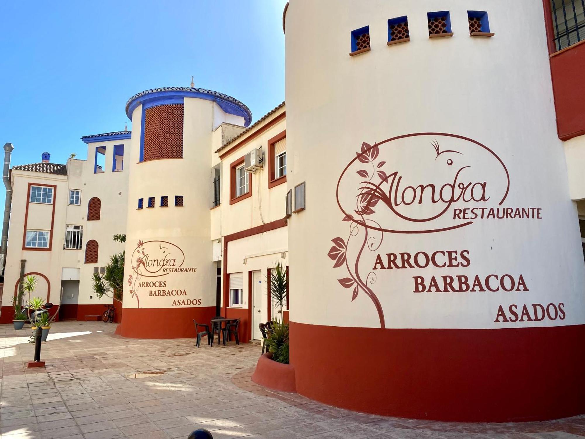 Luxury Apartment With Sea View Puerto Torrevieja Buitenkant foto